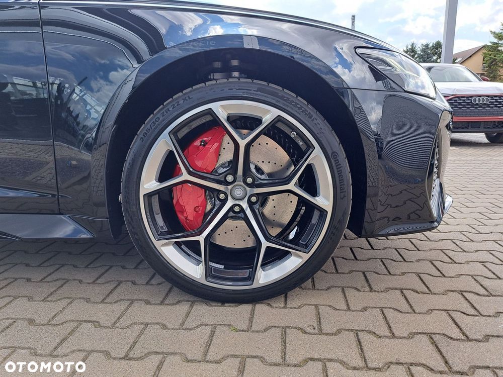 Audi RS6 Avant - 8