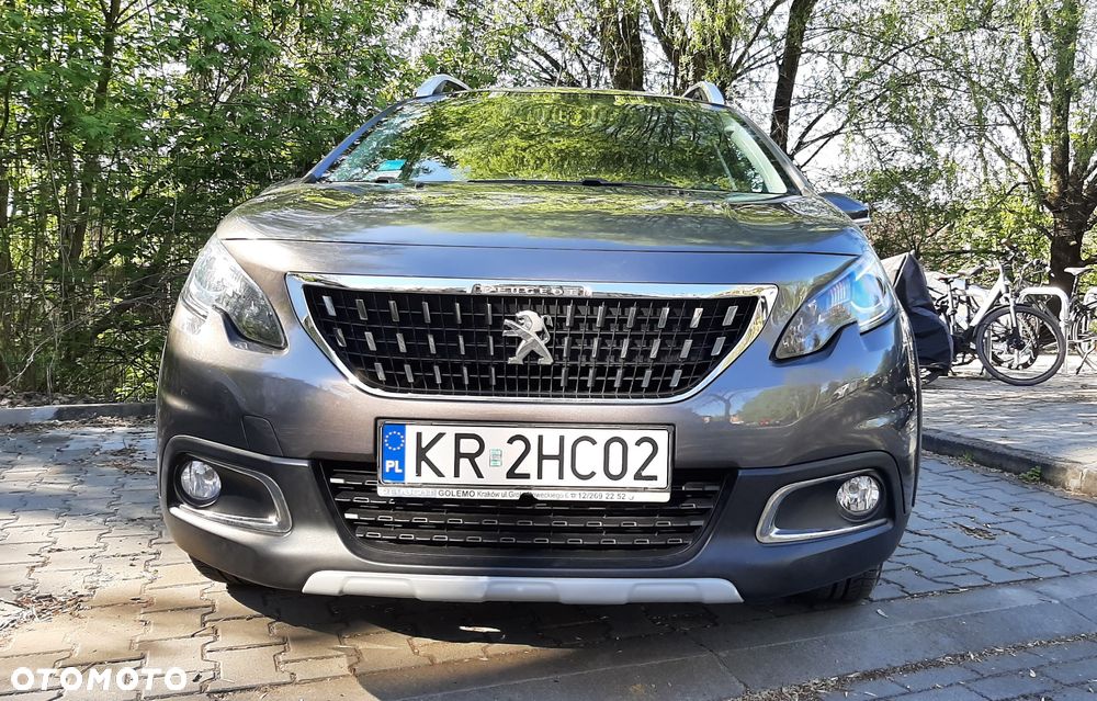 Peugeot 2008 1.2 Pure Tech GPF Allure S&S - 5