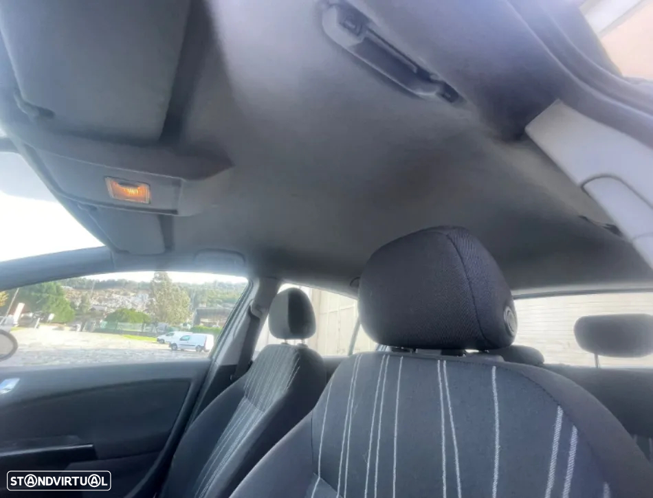 Opel Corsa D 1.3CDTI 2009 Para Peças - 11