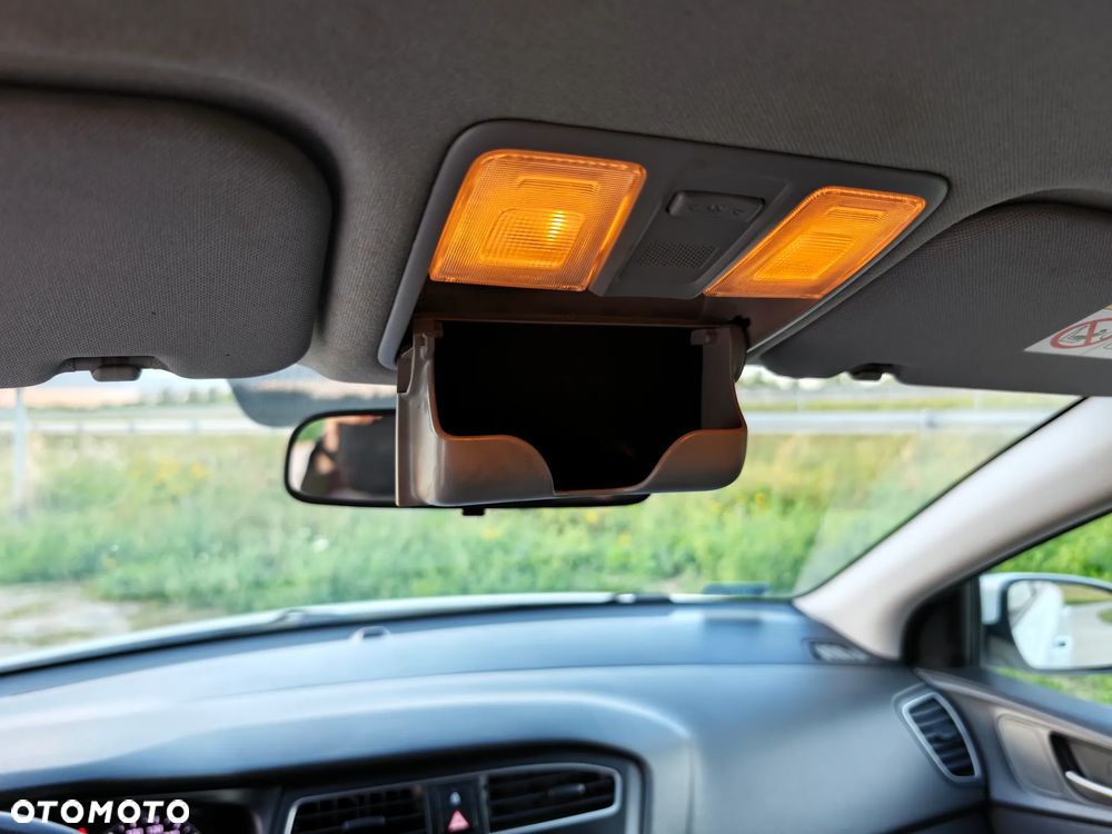 Hyundai i20 1.0 T-GDI - 9