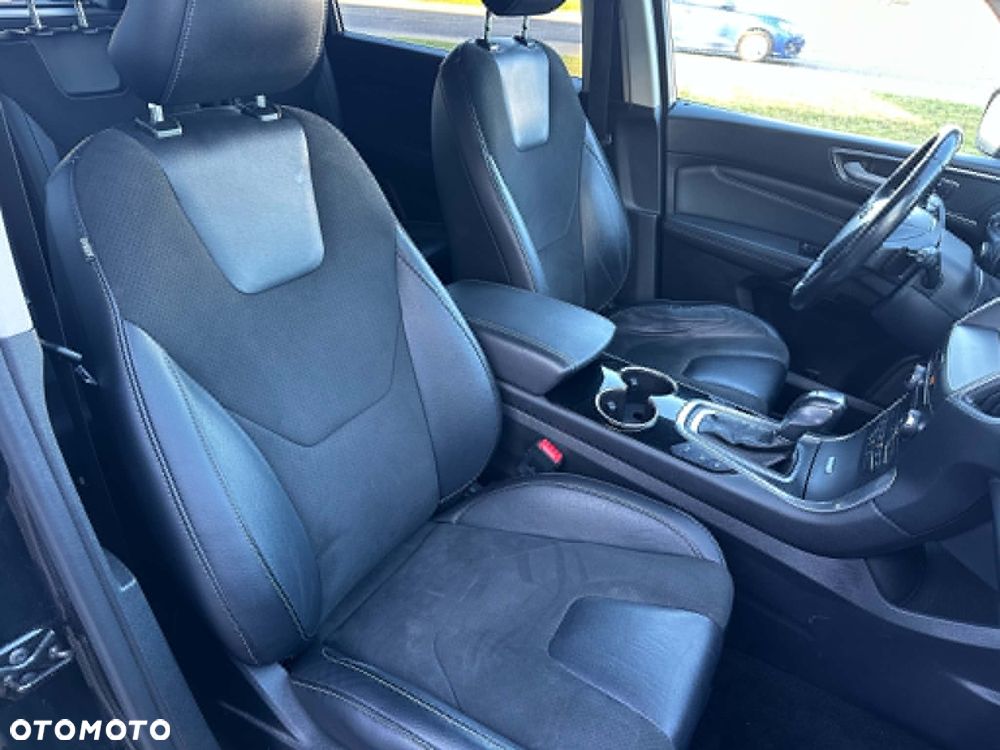 Ford S-Max 2.0 TDCi Titanium PowerShift - 12