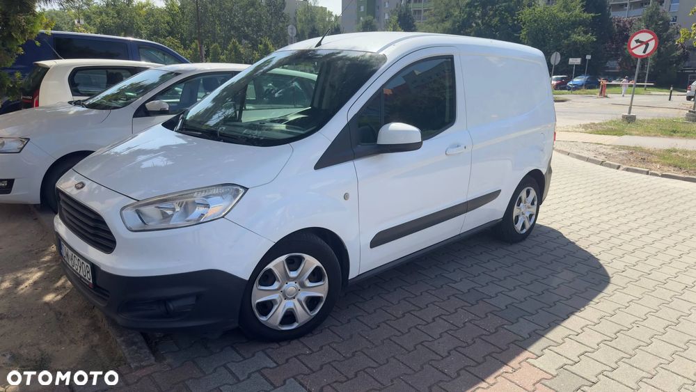 Ford Transit Courier - 9