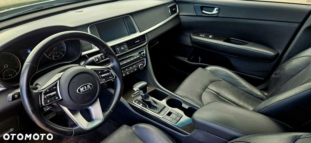 Kia Optima - 6