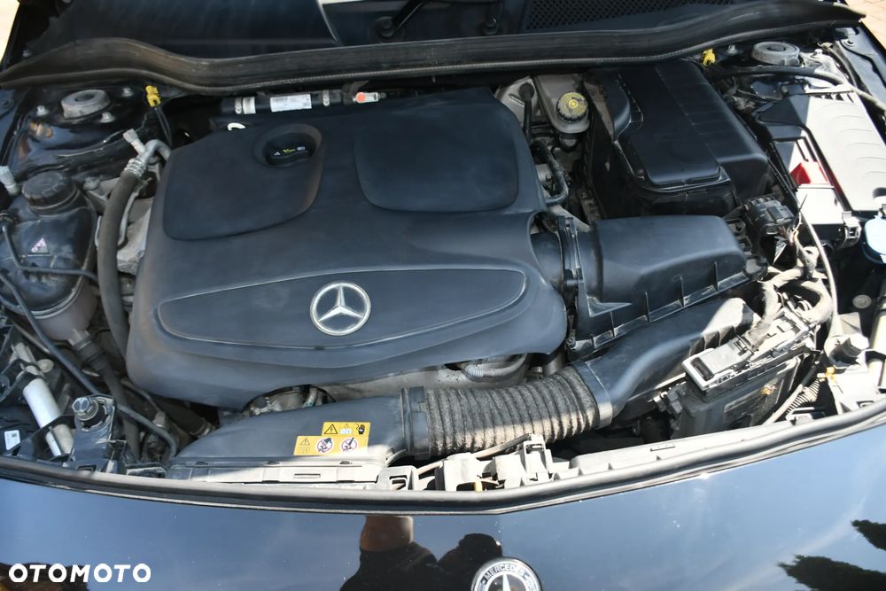Mercedes-Benz Klasa A 200 7G-DCT AMG Line - 31
