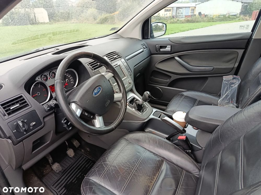 Ford Kuga 2.0 TDCi Titanium FWD - 10