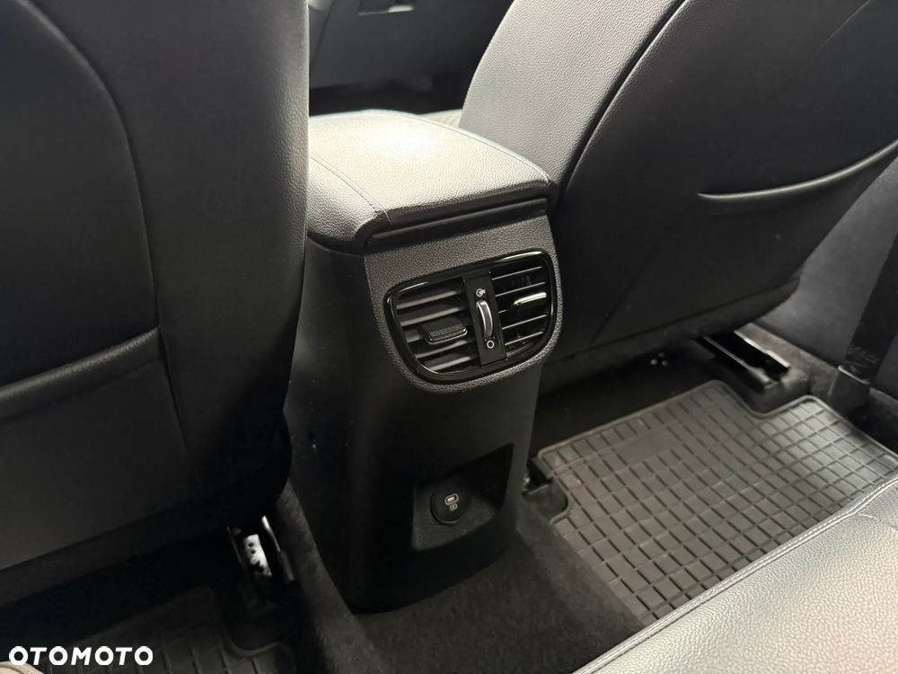 Kia XCeed 1.5 T-GDI L DCT - 26