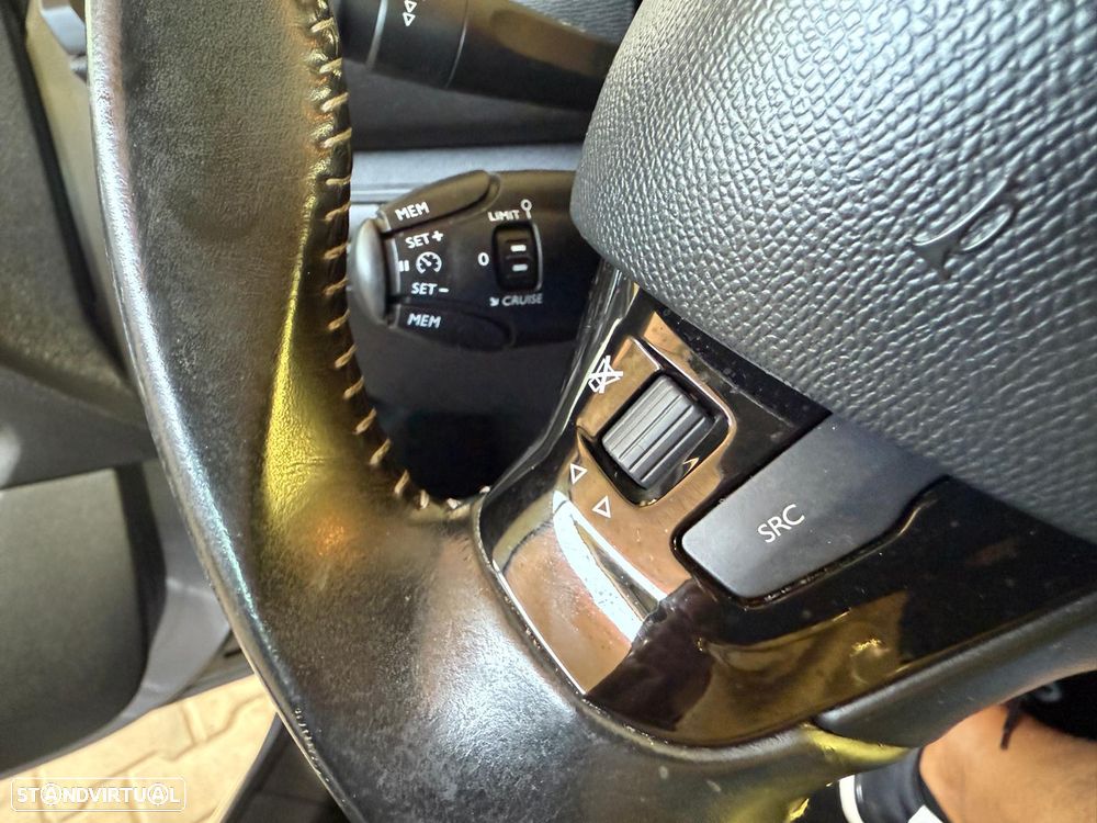 Peugeot 308 1.6 BlueHDi Allure EAT6 - 15