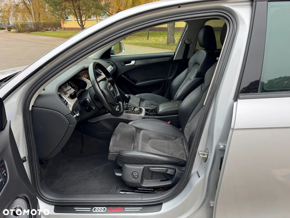 Audi A4 Limousine 2.0 TFSI Quattro - 24