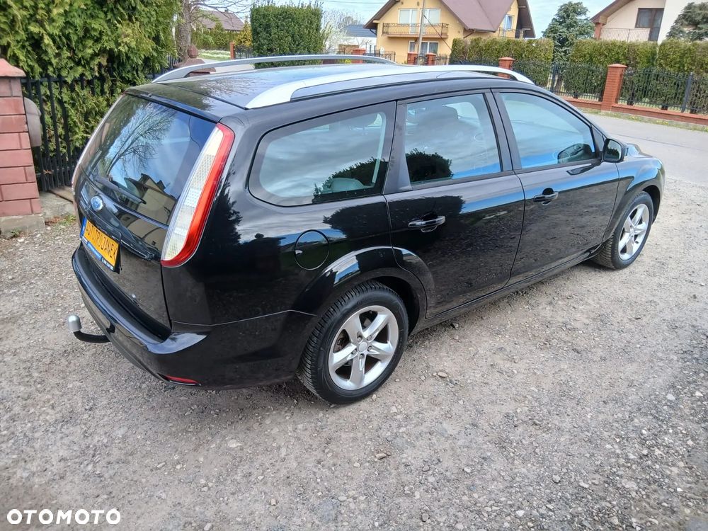 Ford Focus 1.6 16V Ambiente - 13