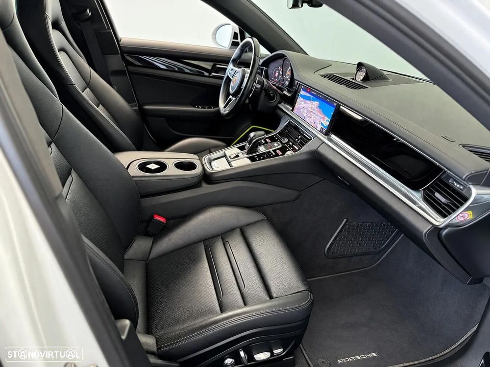 Porsche Panamera Sport Turismo 4 E-Hybrid Platinum Edition - 9