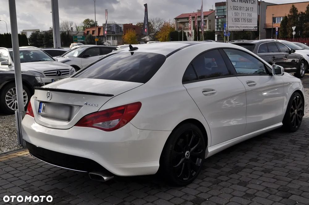 Mercedes-Benz CLA 250 4Matic 7G-DCT AMG Line - 8