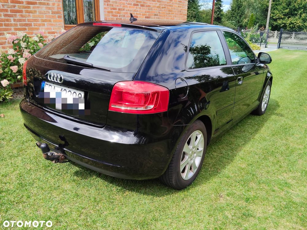 Audi A3 3-drzwiowe 1.6 Ambition - 5