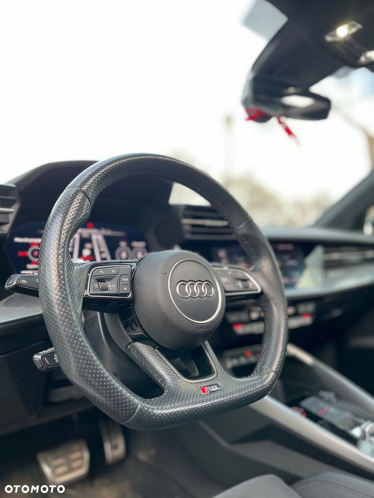 Audi RS3 Sportback - 18