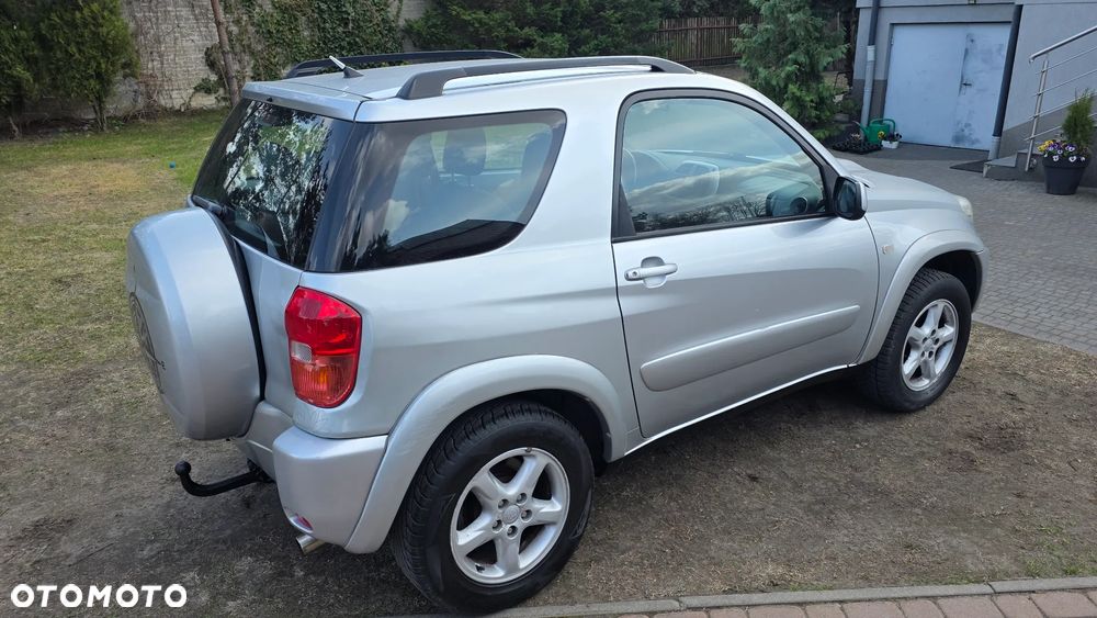 Toyota RAV4 4x4 Sol - 16