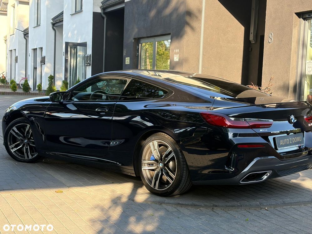 BMW Seria 8 - 18