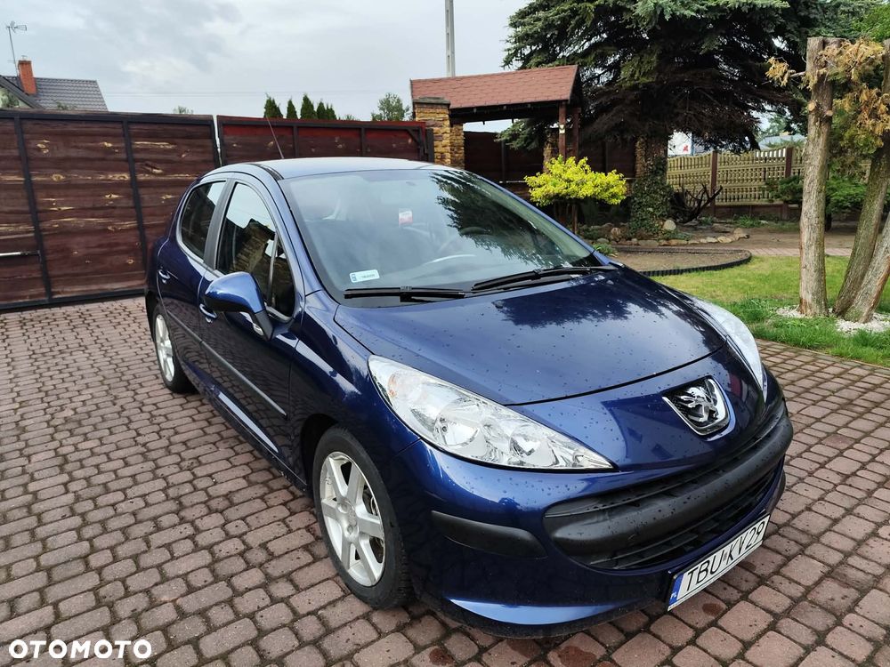 Peugeot 207 - 4