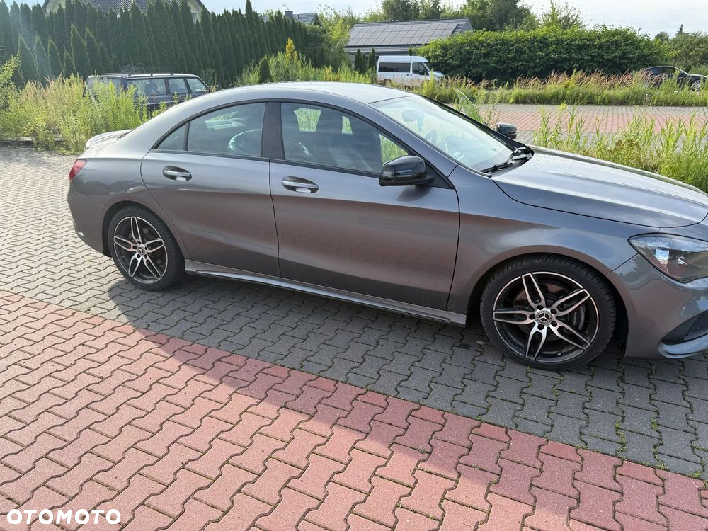 Mercedes-Benz CLA 250 7G-DCT AMG Line - 17