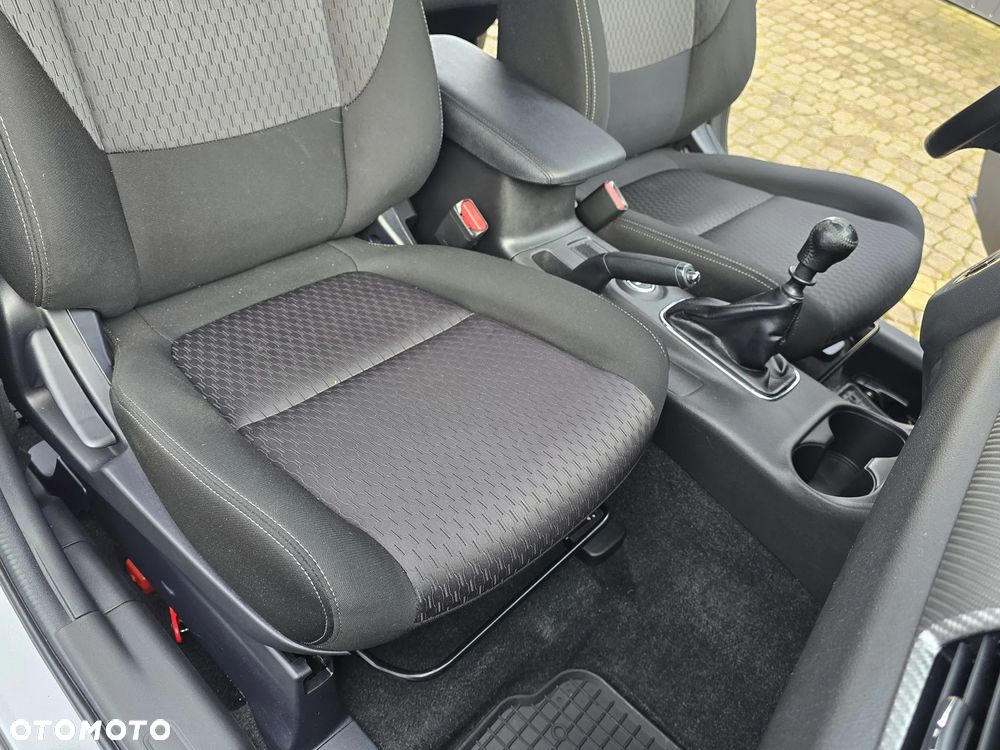 Mitsubishi Outlander 2.2 DID Intense + 4WD - 22