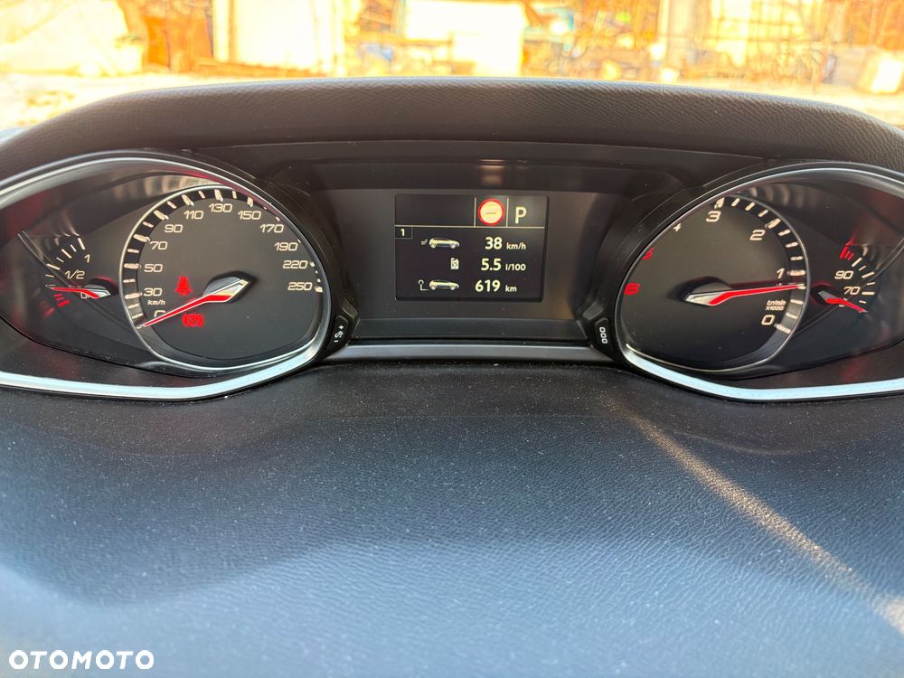 Peugeot 308 BlueHDi 130 EAT6 Stop & Start Active - 11