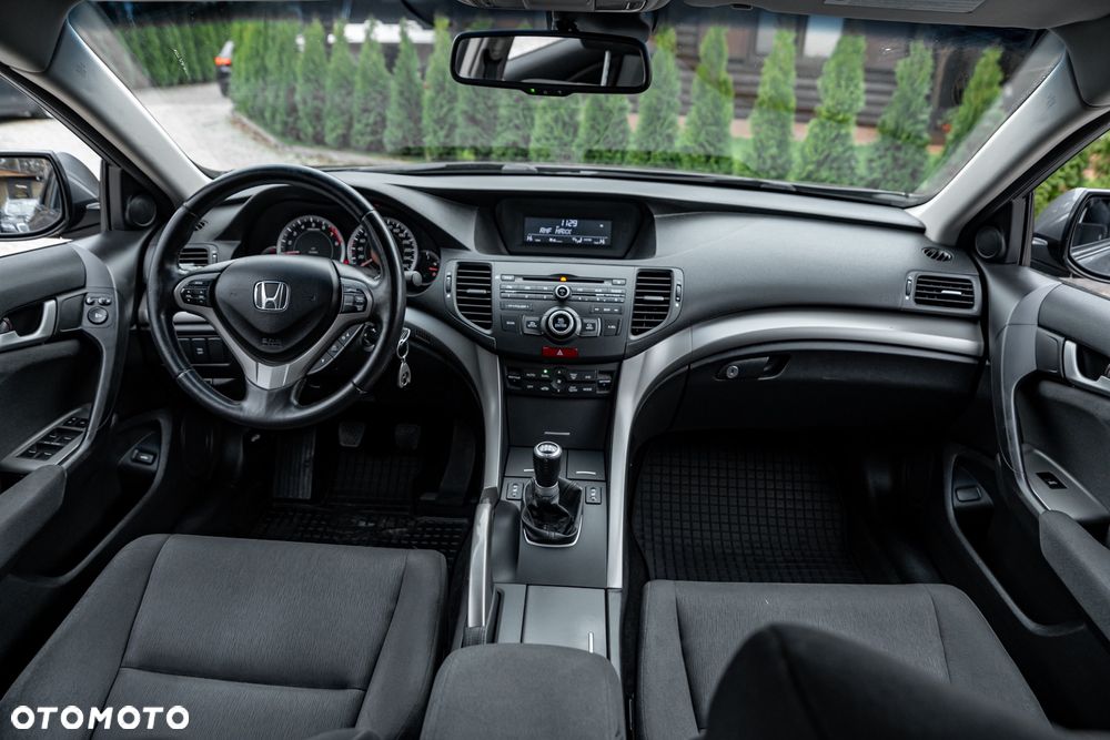 Honda Accord 2.0 S - 29