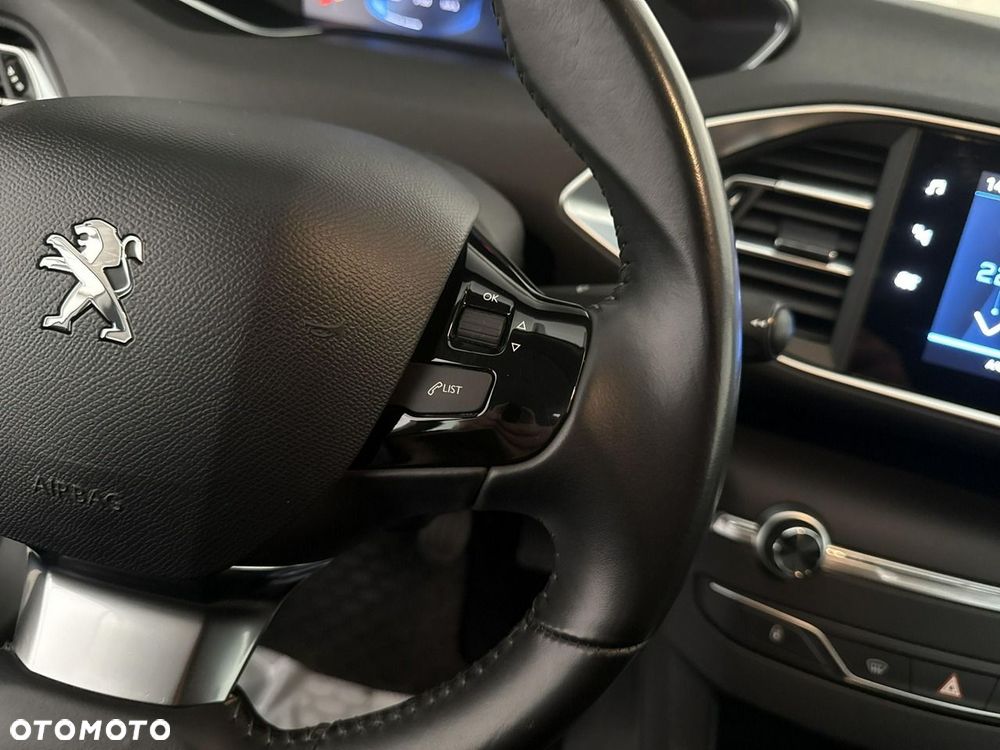 Peugeot 308 - 26