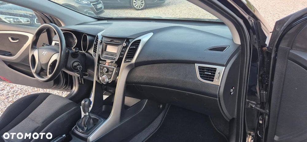 Hyundai i30 1.4 Classic - 28