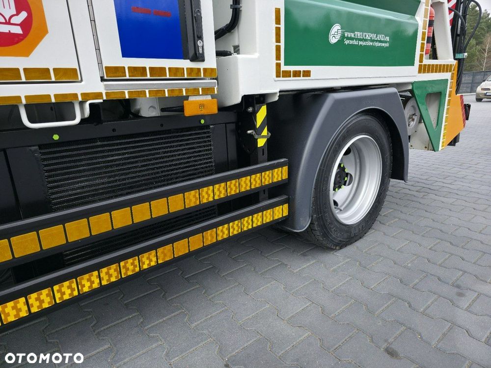 Mitsubishi CANTER odkurzacz koparka ssąca substancje sypkie CITY SAUGER - 14