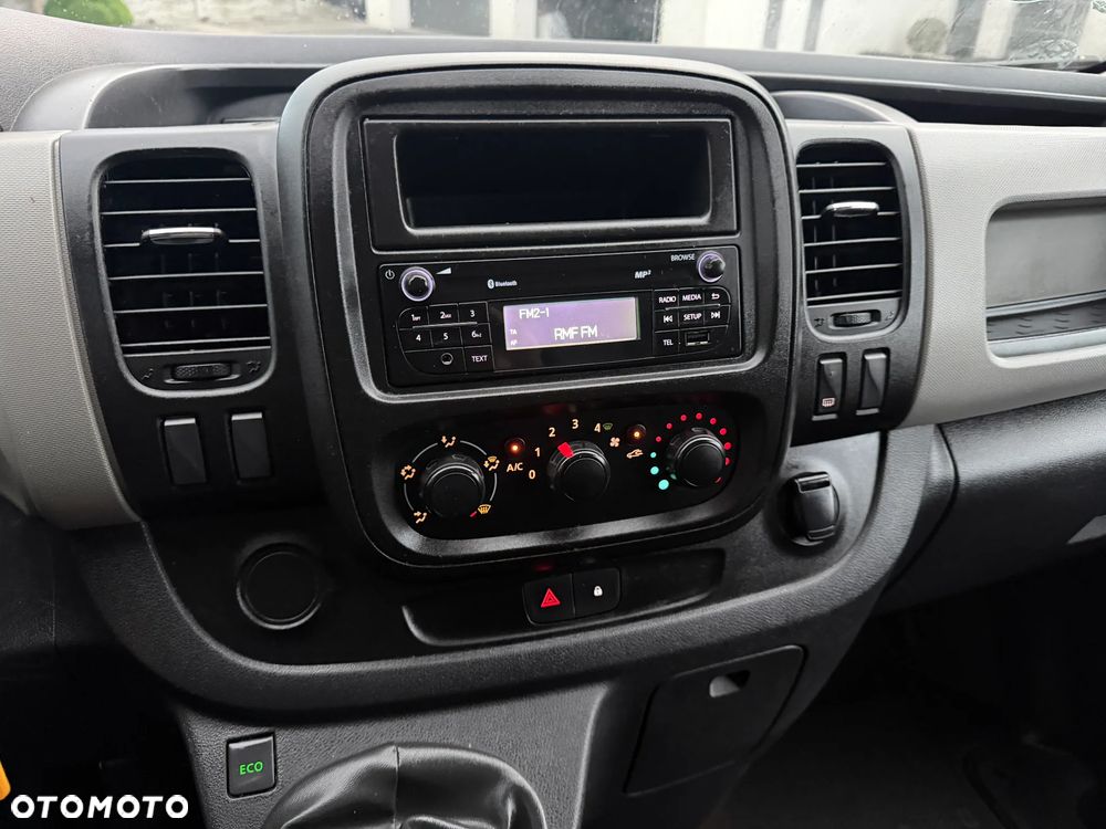 Renault Trafic - 17