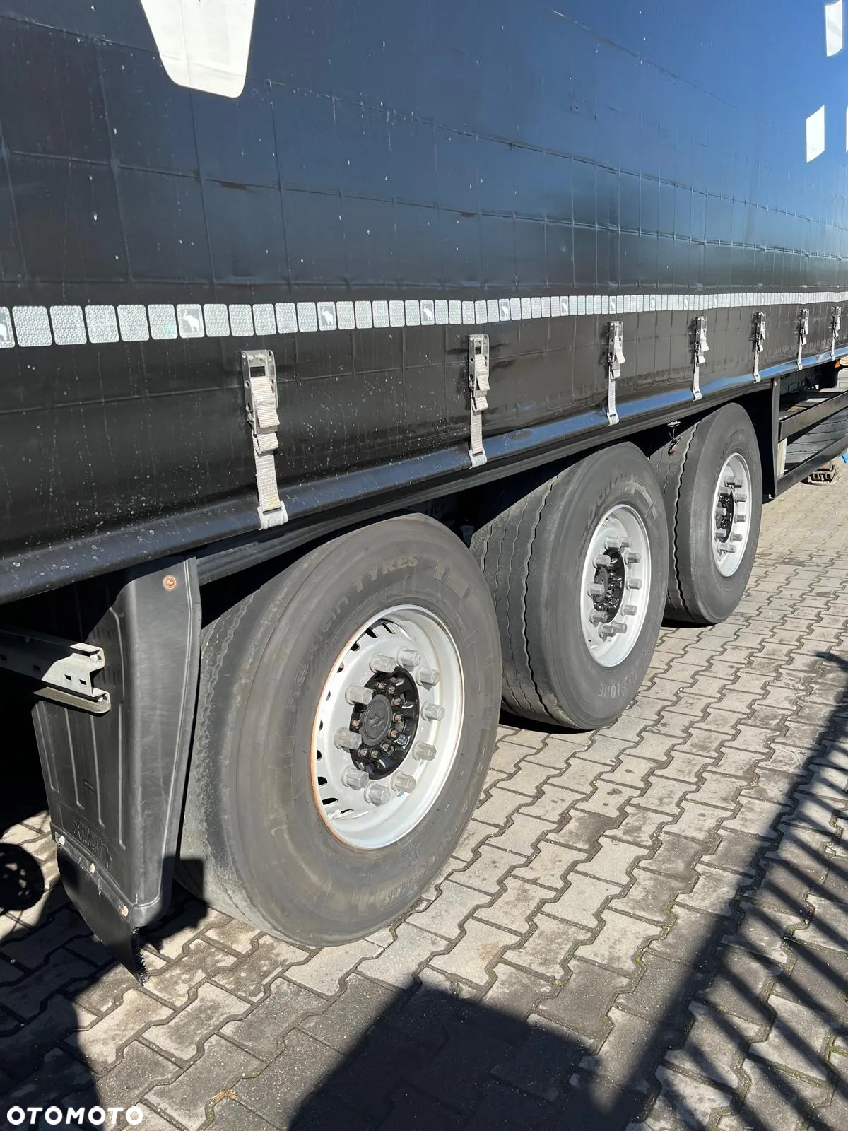 Schmitz Cargobull 2015 firanka wzmacniana plandeka winda bogato wyposażona wron-pol - 23