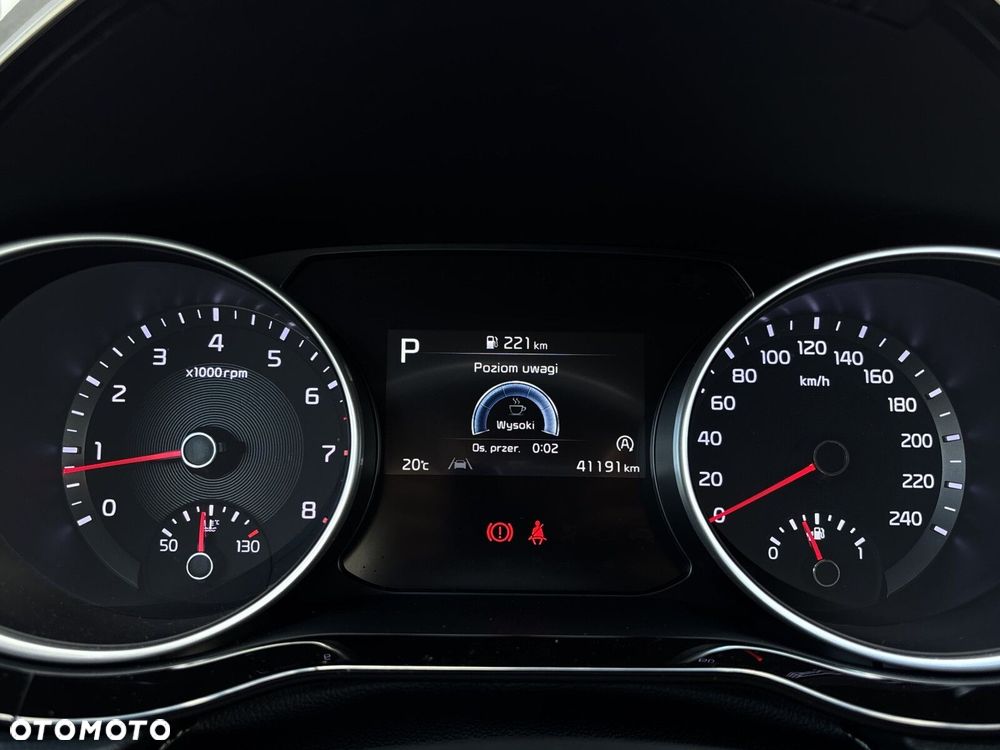 Kia Ceed 1.5 T-GDI Business Line DCT - 17