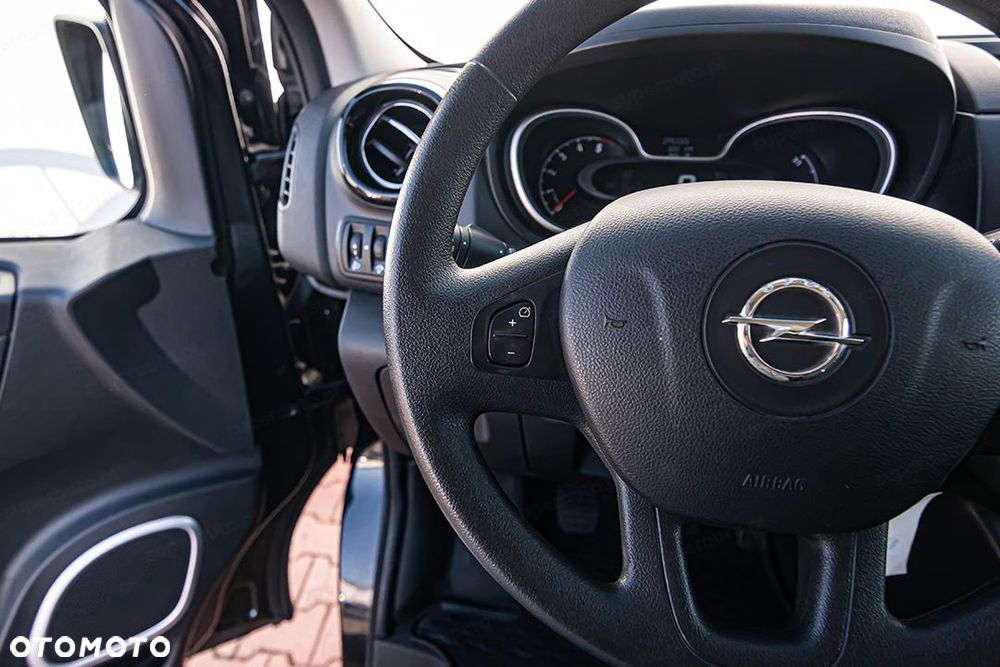 Opel Vivaro L2H1 1.6 145KM - 19
