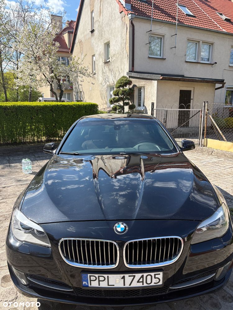 BMW Seria 5 520d xDrive Luxury Line - 4