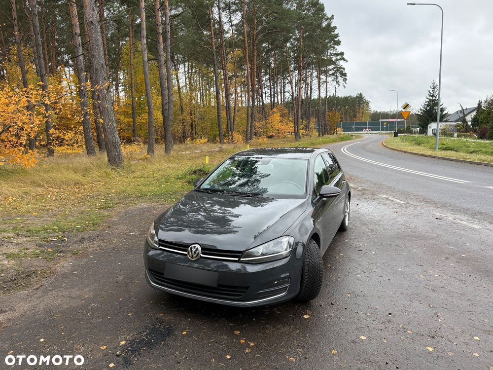 Volkswagen Golf 2.0 TDI BlueMotion Technology Lounge - 4