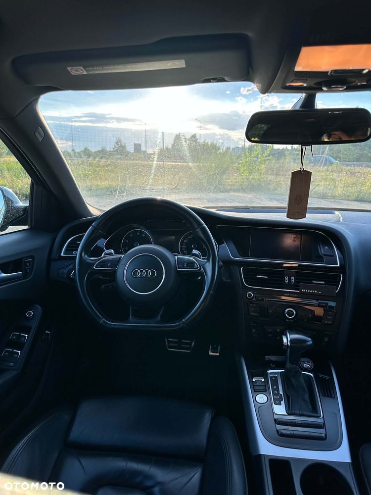 Audi A4 Limousine - 25