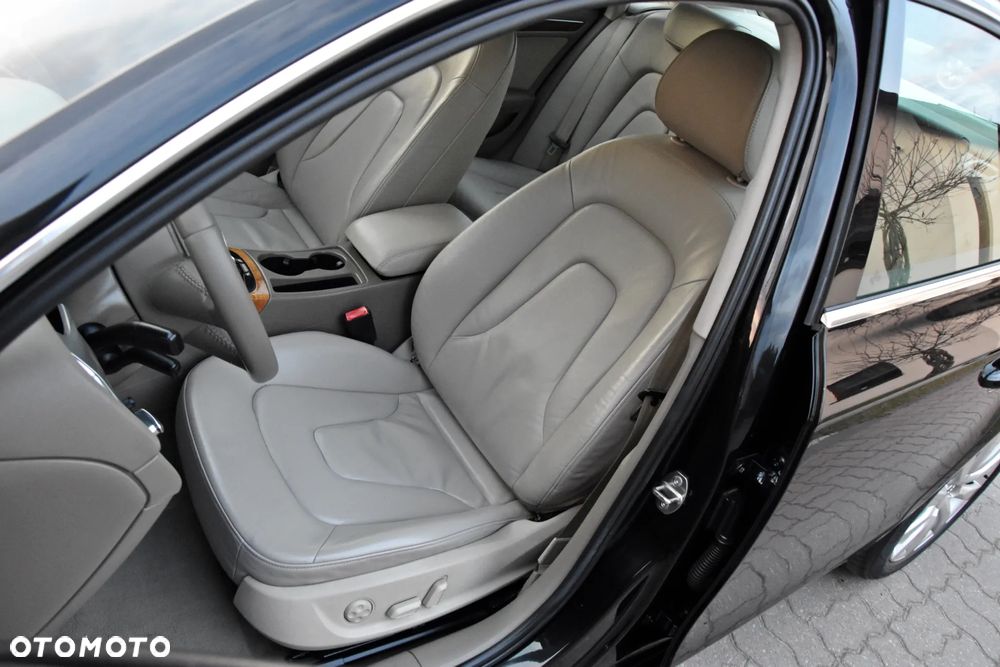 Audi A4 Limousine - 17