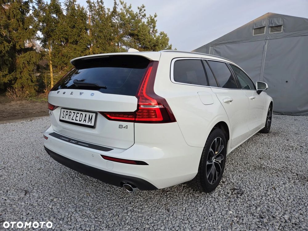 Volvo V60 B4 D Geartronic Momentum Pro - 34
