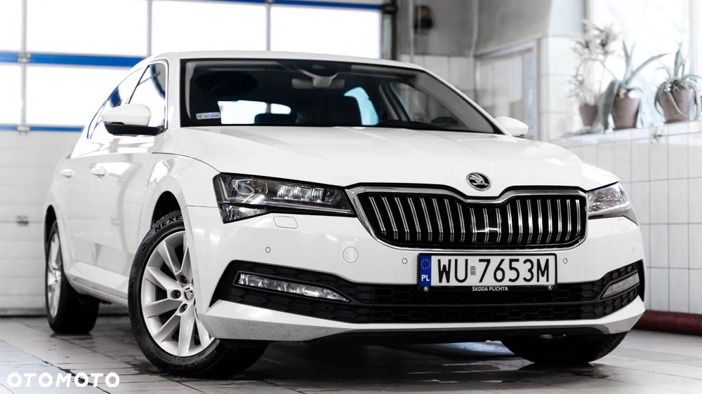 Skoda Superb 2.0 TDI SCR Ambition DSG - 1