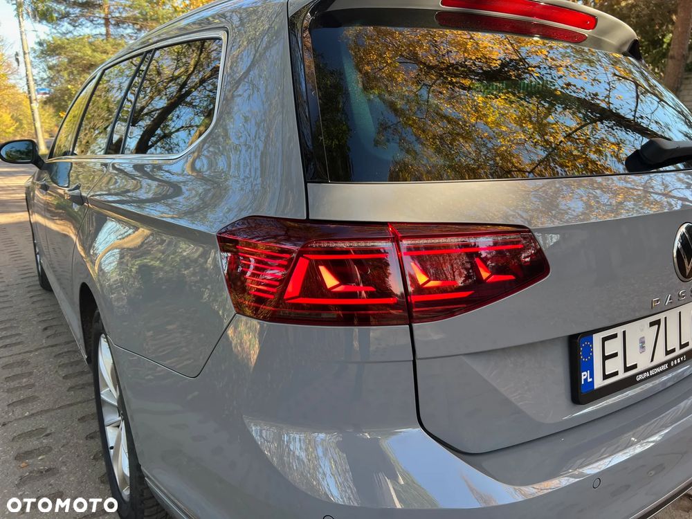Volkswagen Passat 2.0 TDI Elegance DSG - 13