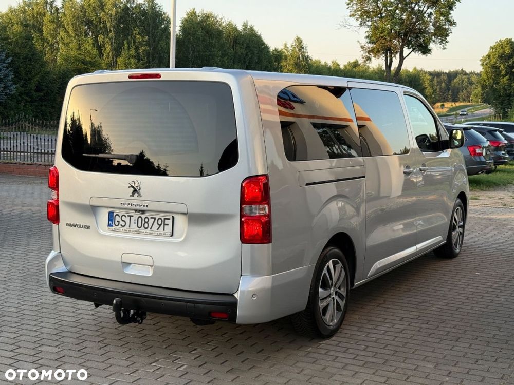 Peugeot Traveller - 9