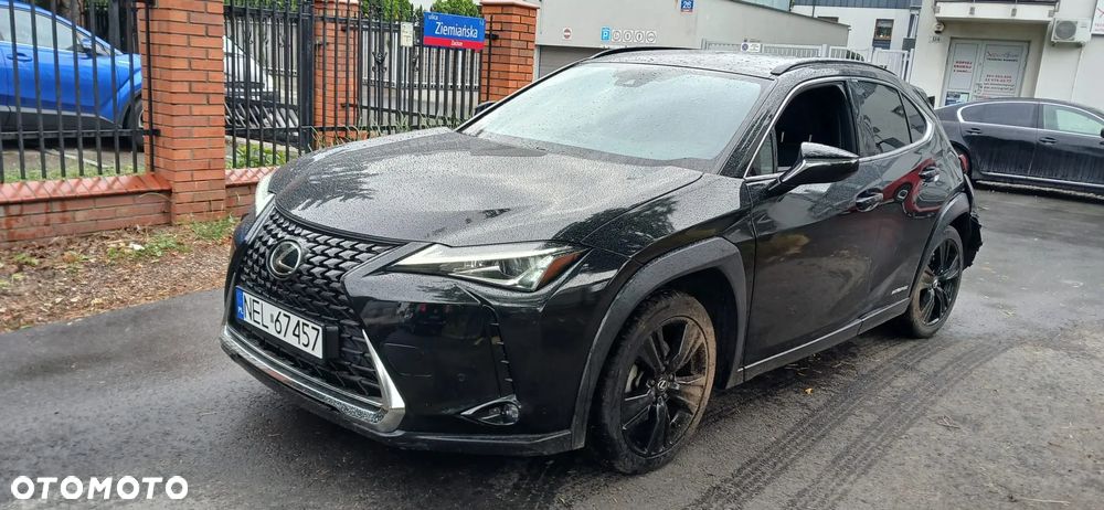 Lexus UX 250h - 1