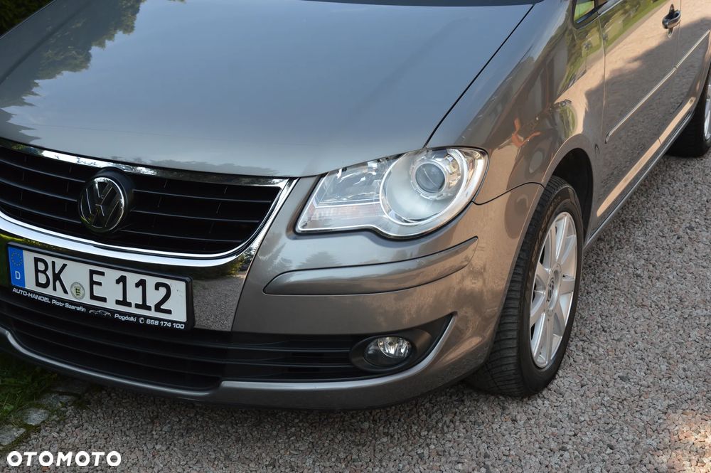 Volkswagen Touran - 13