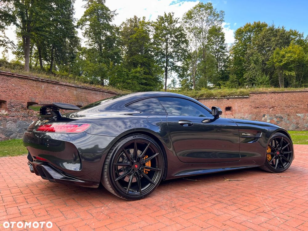 Mercedes-Benz AMG GT R - 6