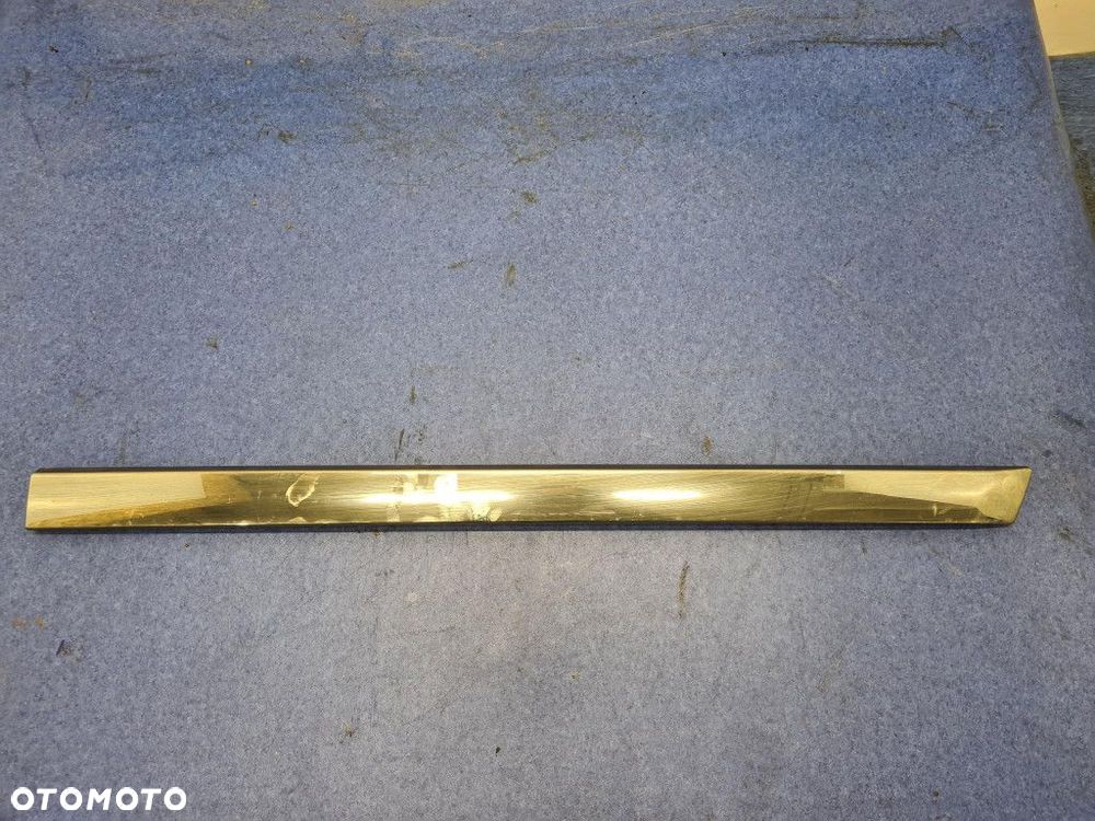 PEUGEOT 2008 LISTWA OZDOBNA DRZWI PRAWY PRZÓD 9806391677 - 1