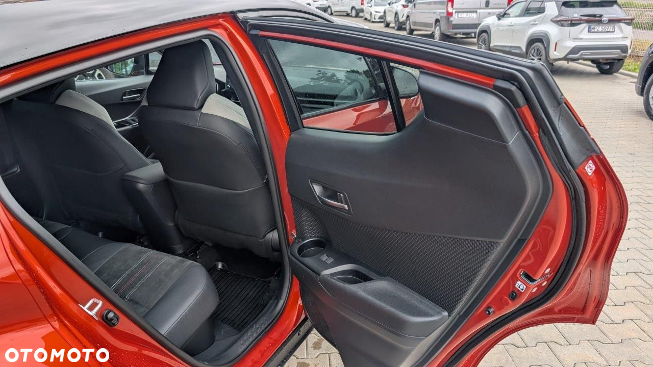 Toyota C-HR - 21