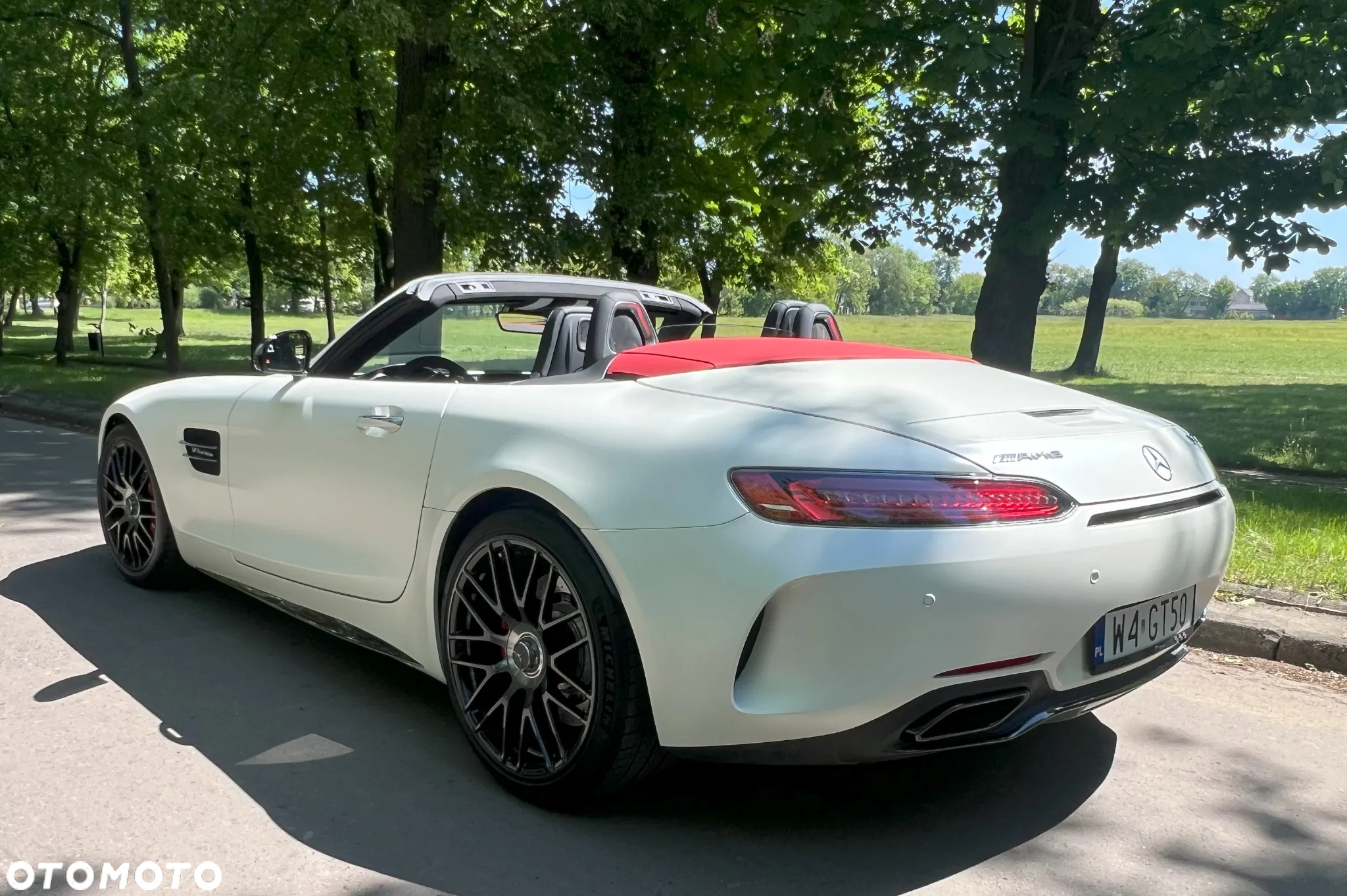 Mercedes-Benz AMG GT C Roadster Speedshift 7G-DCT - 4