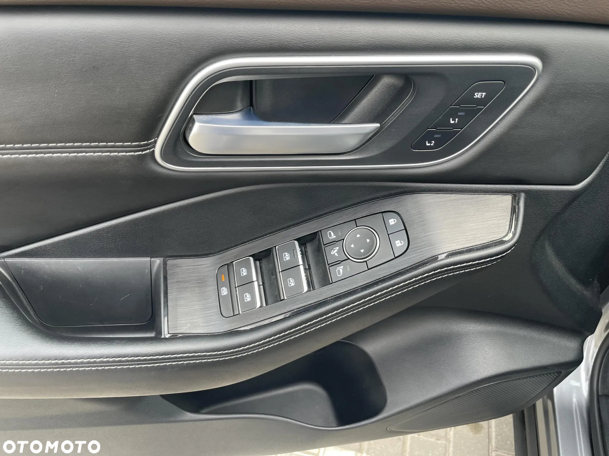Nissan X-Trail - 10