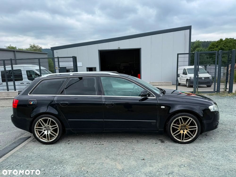 Audi A4 Avant - 1