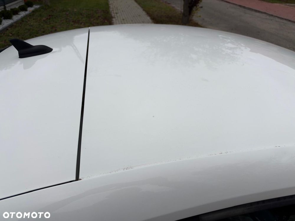 Volkswagen Beetle 1.6 TDI DPF Blue Motion Technologie Fender Edition - 27