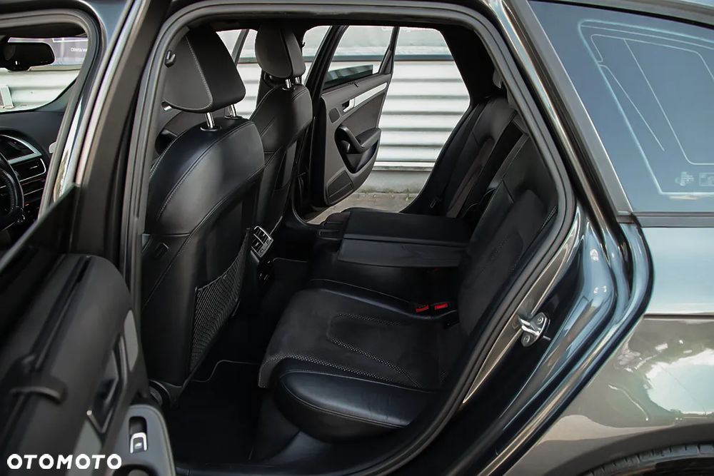 Audi A4 Avant 2.0 TDI DPF quattro S tronic S line Sportpaket - 15