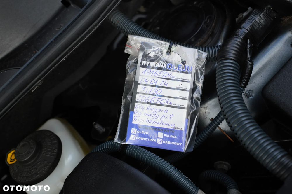 Toyota RAV4 2.0 VVT-i Premium - 17